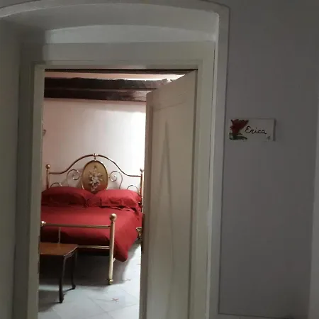 Tonelli Bed and Breakfast 3*